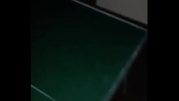 Wichse nachts im Gemeinschaftsraum der Jugendherberge Teil 1