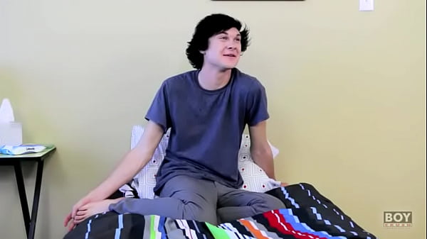 Justin Cummings Savor Every Inch Of His Dildo Inside Him