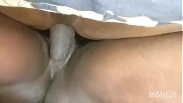 ASSHOLE TAKING A FAT COCK FROM BEHIND